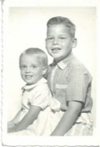 A family portrait of John (at age 7) with his younger sister Colleen (at age 4). Note that Lisa Oakley wished to use her birth name for her pre-transition photos. Photo courtesy of Lisa Oakley.